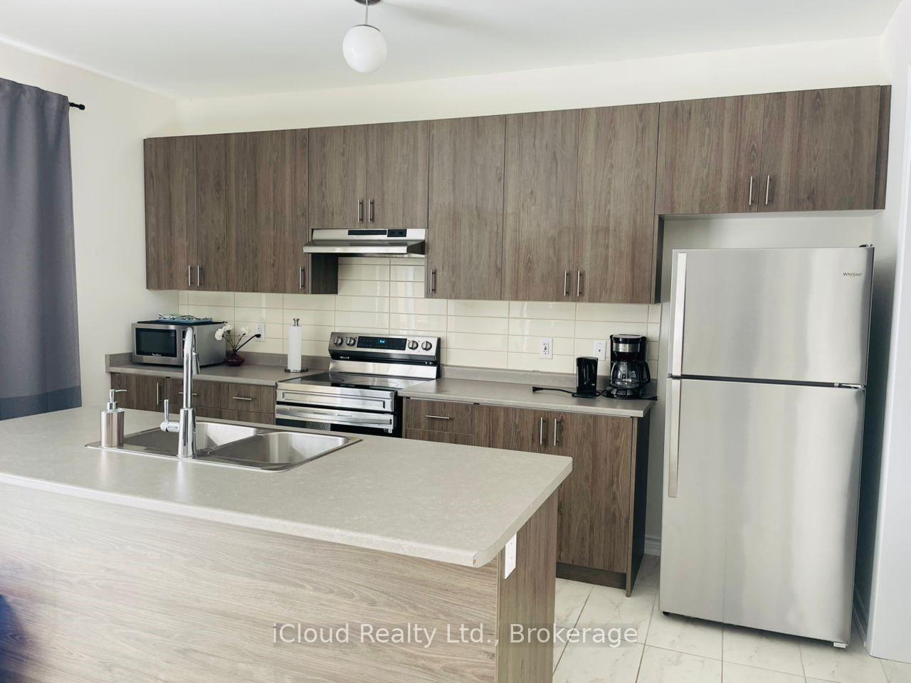 Photo 3 of 3 Beatrice Drive, Wasaga Beach — HOMEH