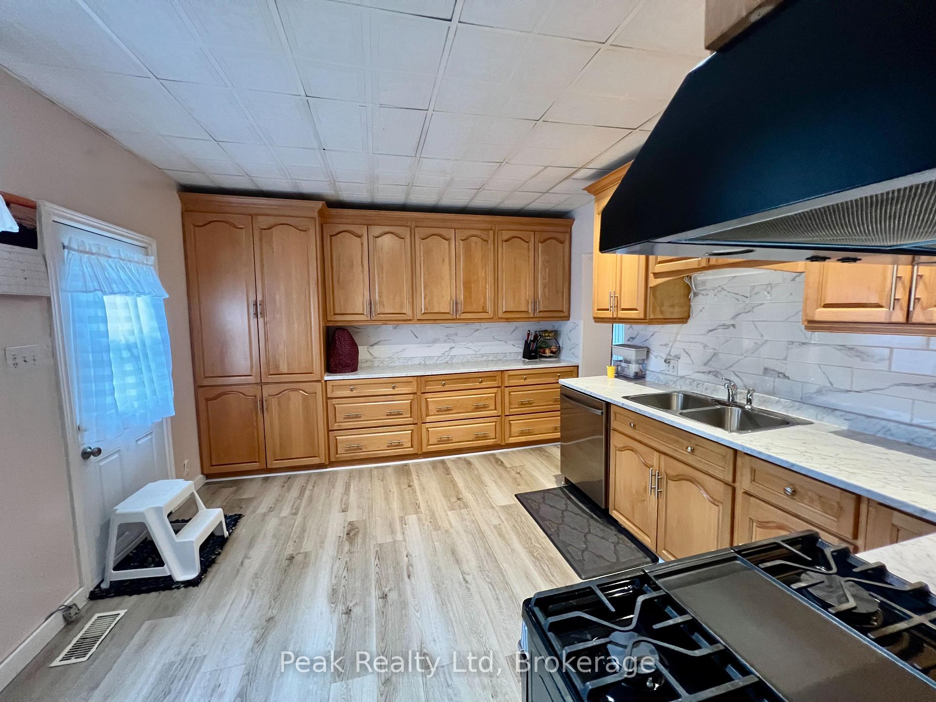 Photo 10 of 3843 Manser Road, Wellesley — HOMEH