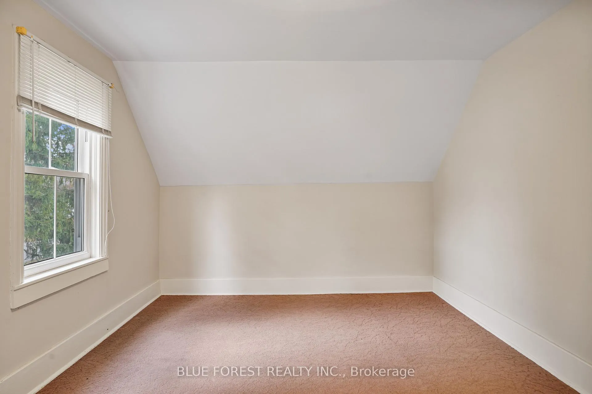 Photo 24 of 136 Furnival Road, West Elgin, Rodney — HOMEH