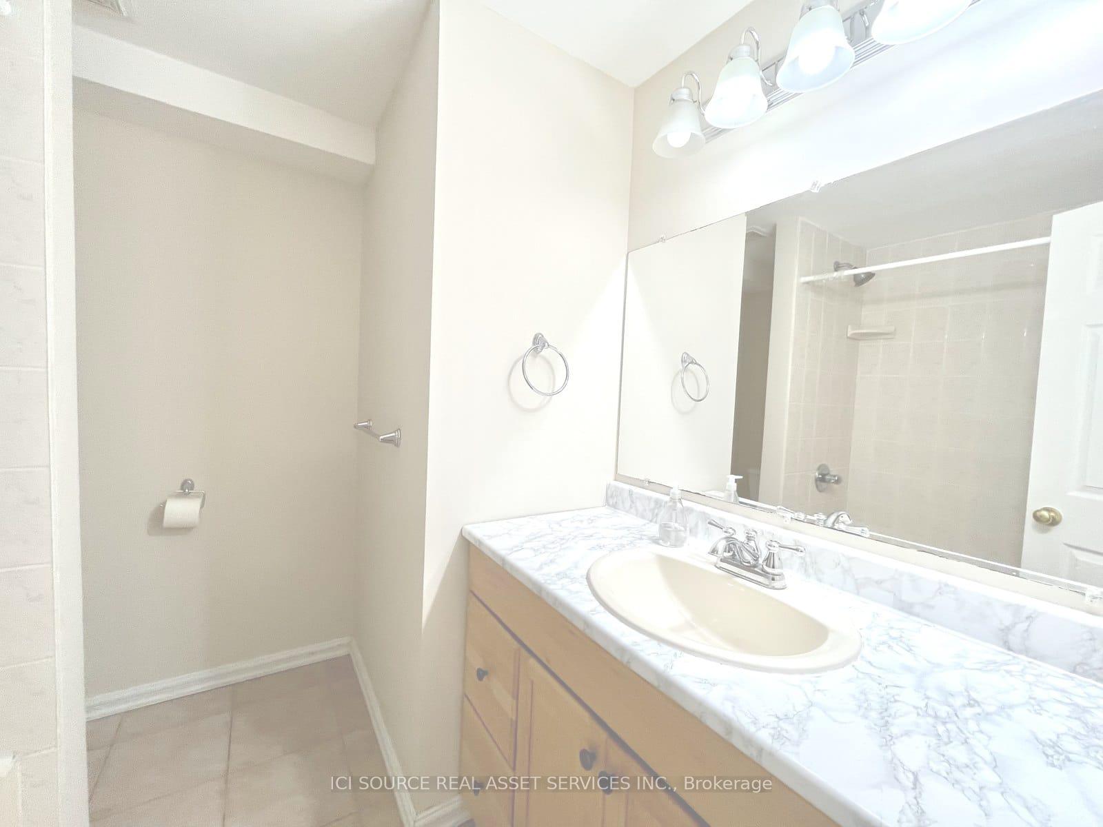 Photo 3 of Unit Lower Level, 44 Moir Crescent, Barrie, Painswick North — HOMEH