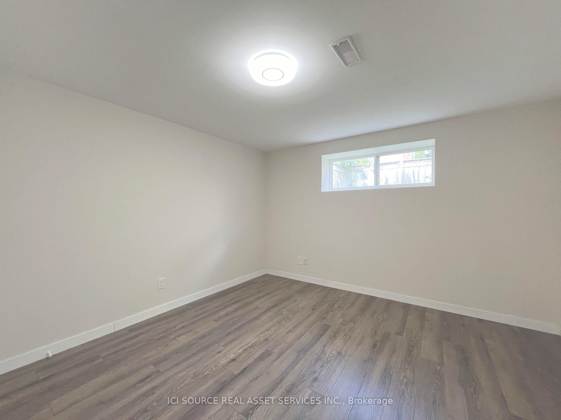 Photo 5 of Unit Lower Level, 44 Moir Crescent, Barrie, Painswick North — HOMEH