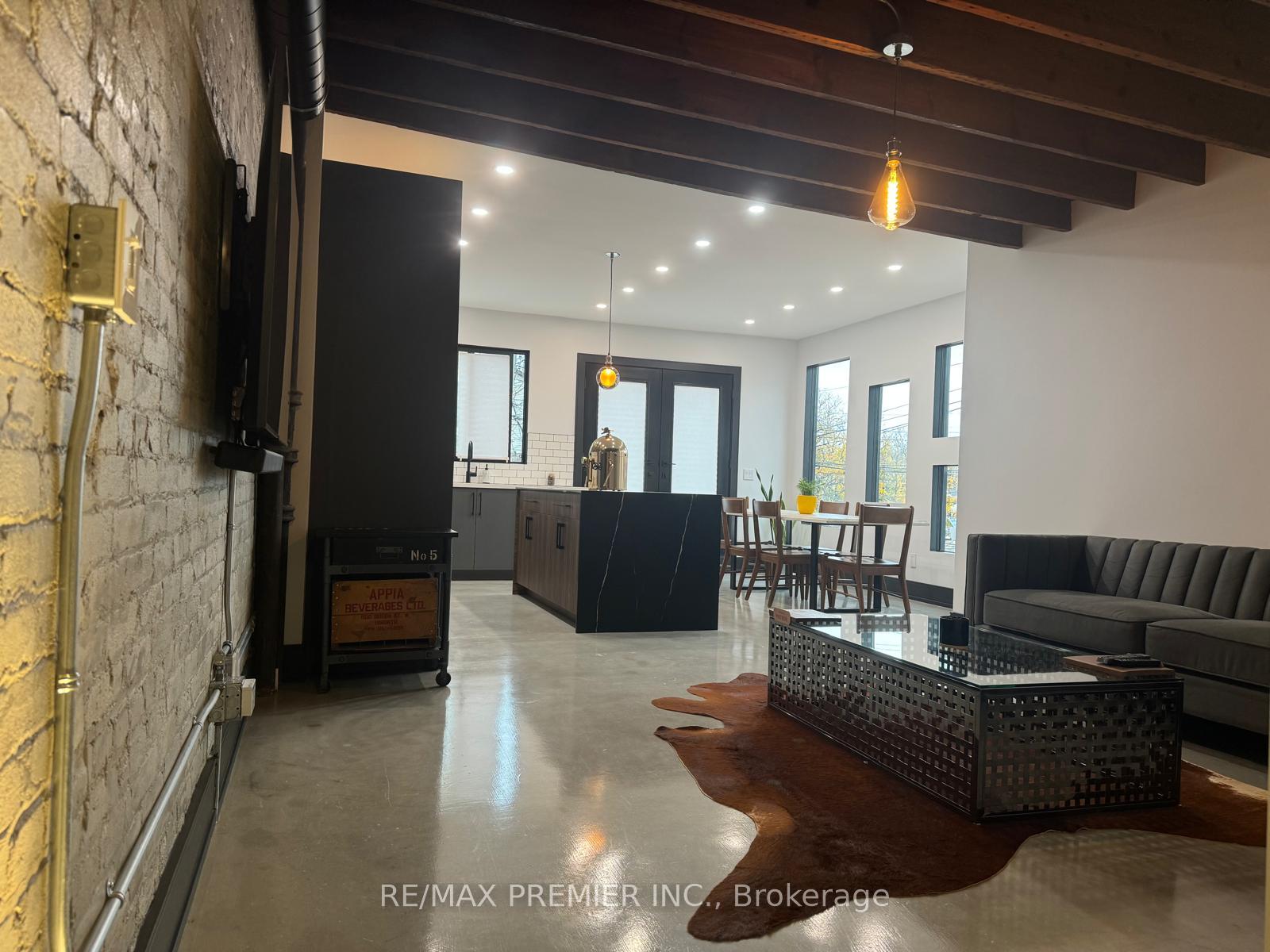 Photo 4 of Unit Upper Unit, 1696 St Clair Avenue W, Toronto, Weston-Pellam Park — HOMEH