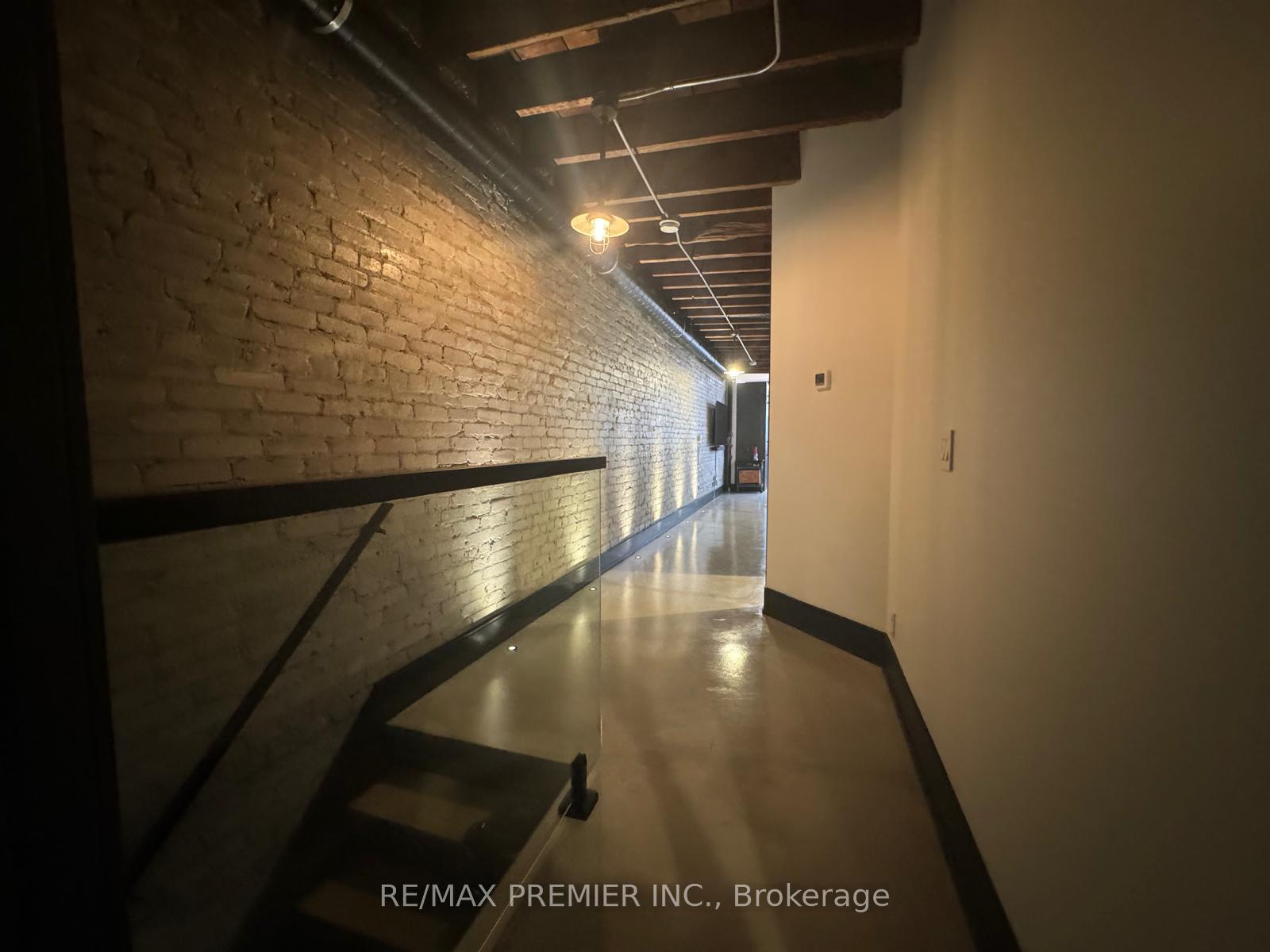 Photo 12 of Unit Upper Unit, 1696 St Clair Avenue W, Toronto, Weston-Pellam Park — HOMEH