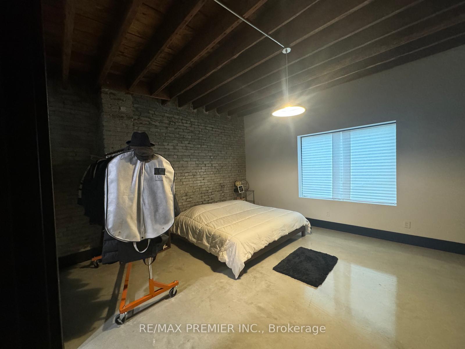 Photo 17 of Unit Upper Unit, 1696 St Clair Avenue W, Toronto, Weston-Pellam Park — HOMEH