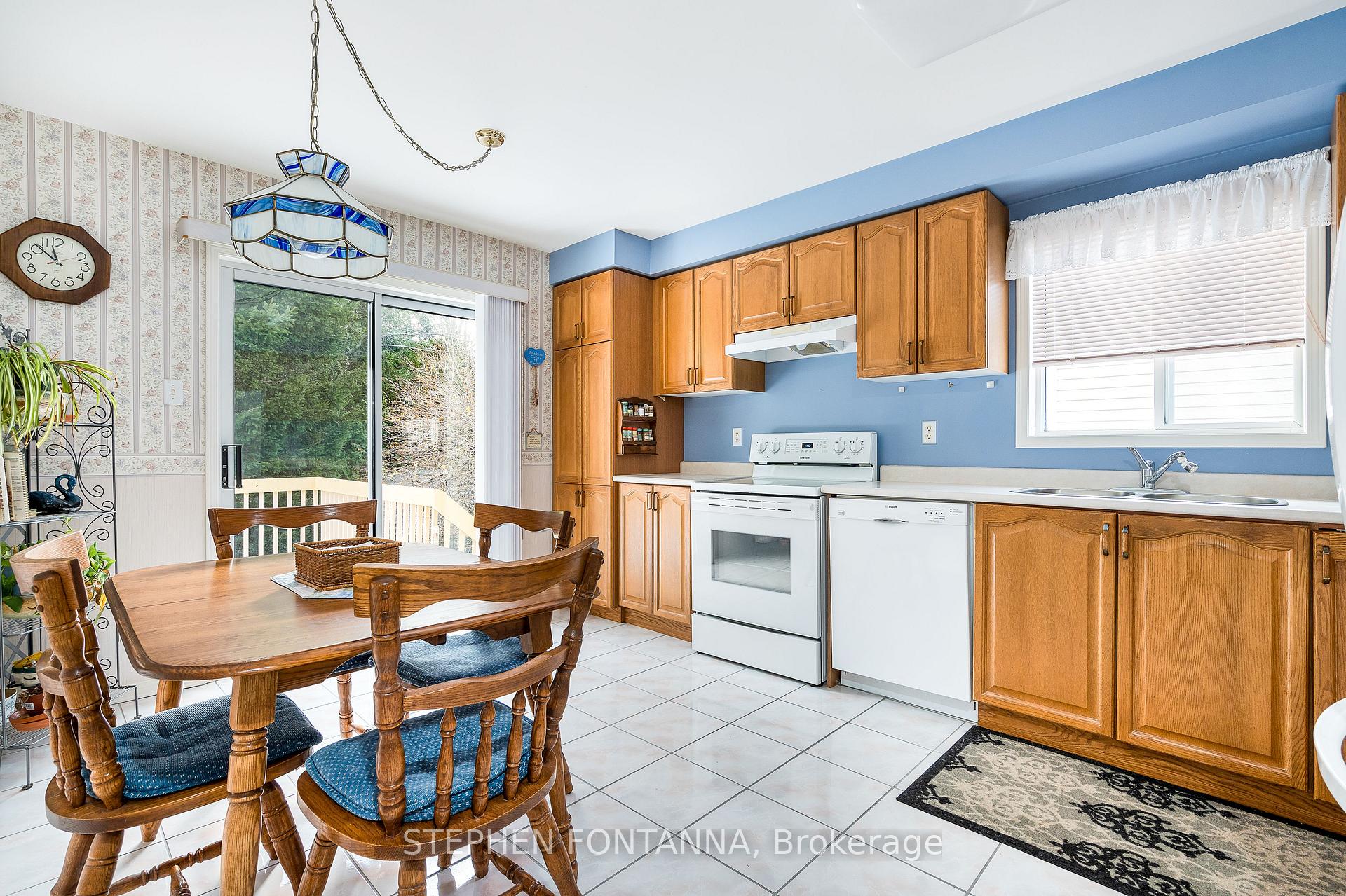 Photo 4 of 115 Dyer Drive, Wasaga Beach — HOMEH