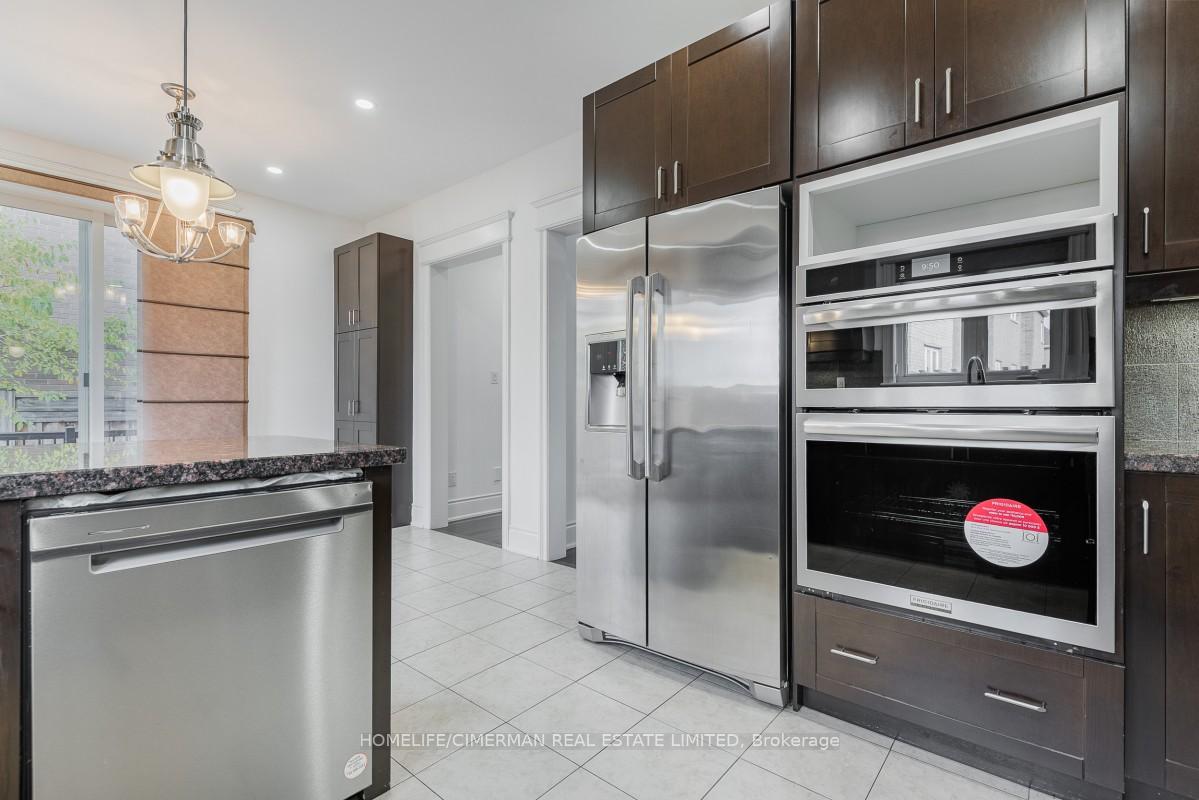Photo 9 of 146 Shale Crescent, Vaughan, Patterson — HOMEH
