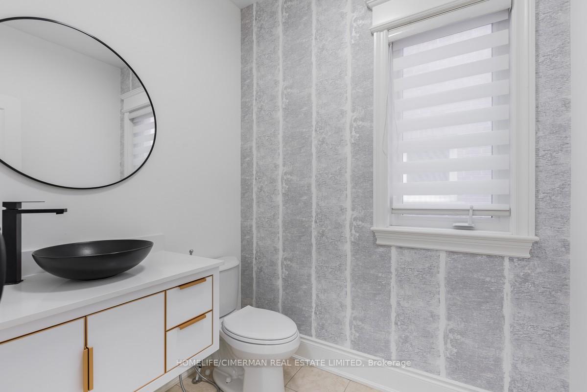 Photo 11 of 146 Shale Crescent, Vaughan, Patterson — HOMEH