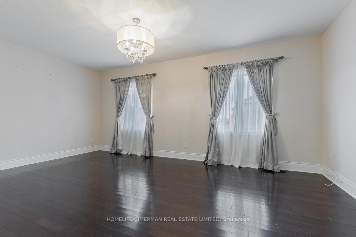 Photo 14 of 146 Shale Crescent, Vaughan, Patterson — HOMEH