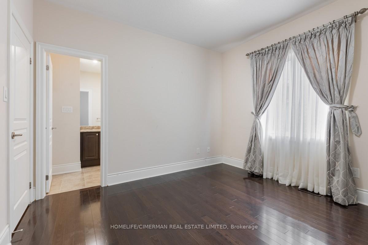 Photo 23 of 146 Shale Crescent, Vaughan, Patterson — HOMEH