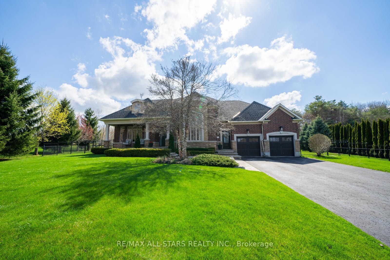 Photo 3 of 78 Wyndance Way, Uxbridge, Rural Uxbridge — HOMEH