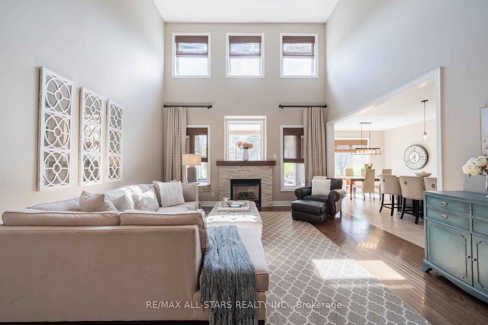 Photo 12 of 78 Wyndance Way, Uxbridge, Rural Uxbridge — HOMEH