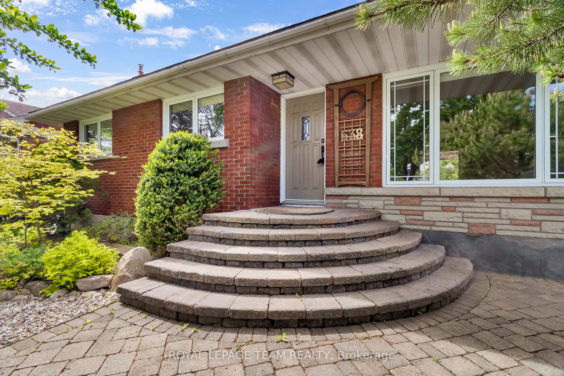 Photo 1 of 638 Coronation Avenue, Ottawa, Riverview Park — HOMEH