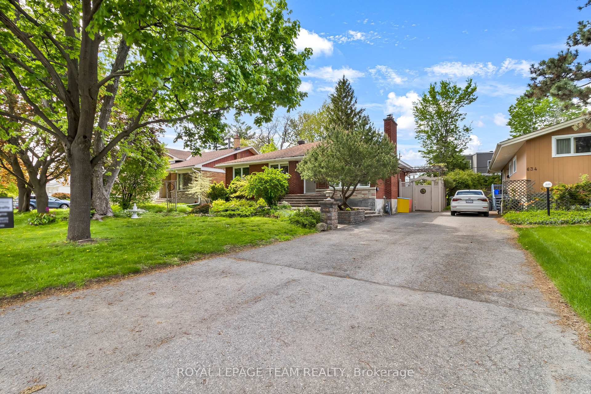 Photo 3 of 638 Coronation Avenue, Ottawa, Riverview Park — HOMEH