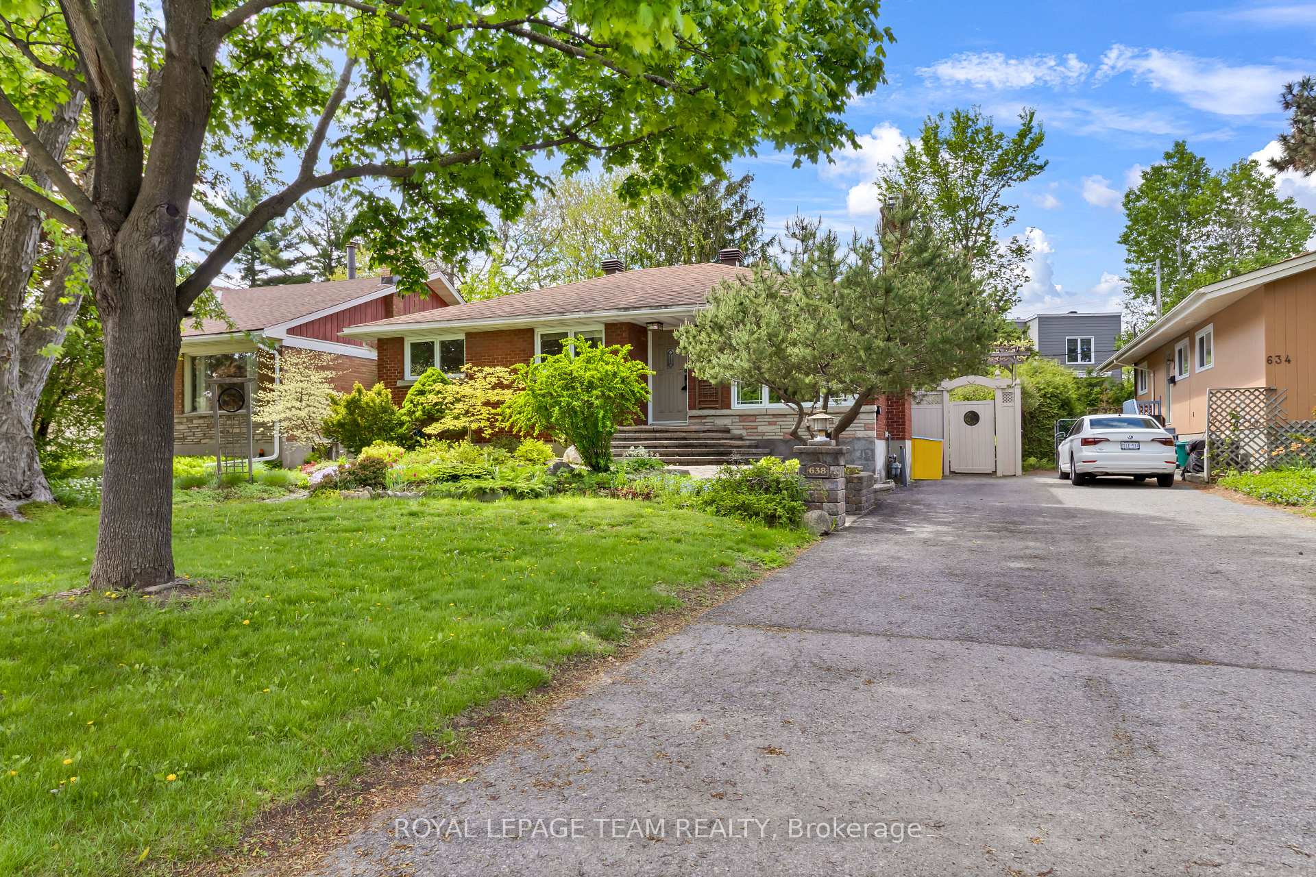 Photo 4 of 638 Coronation Avenue, Ottawa, Riverview Park — HOMEH