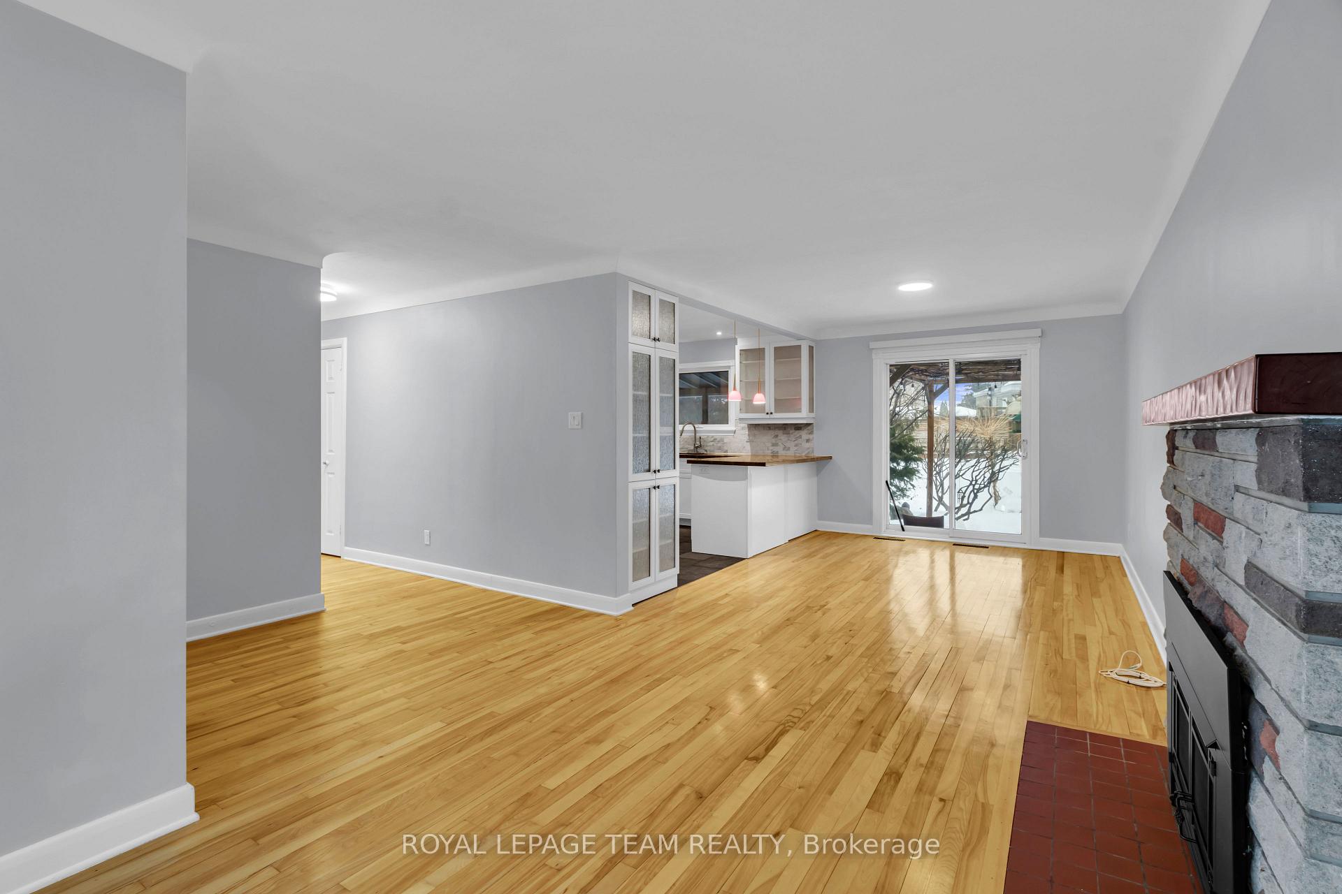 Photo 8 of 638 Coronation Avenue, Ottawa, Riverview Park — HOMEH