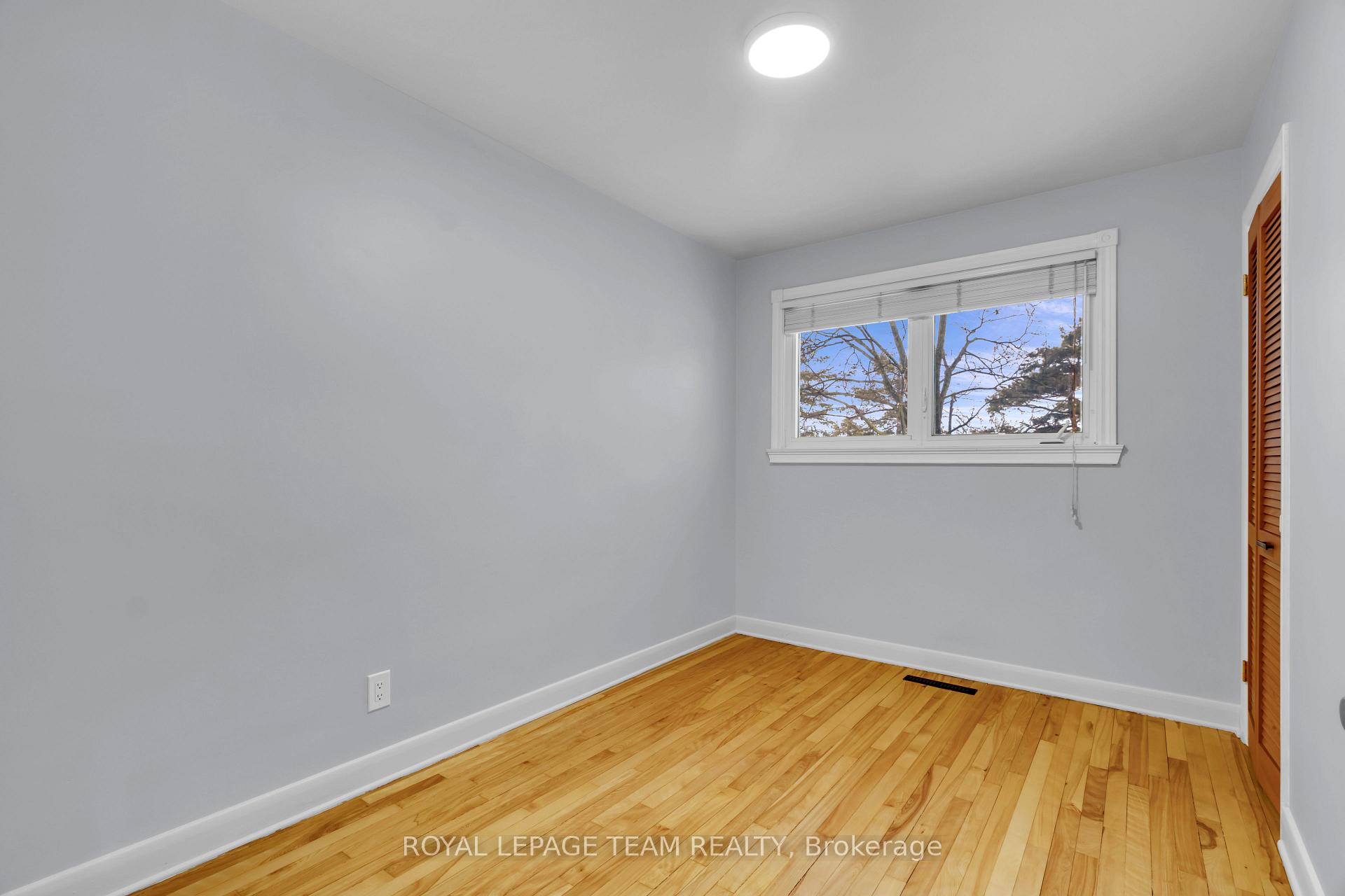 Photo 19 of 638 Coronation Avenue, Ottawa, Riverview Park — HOMEH