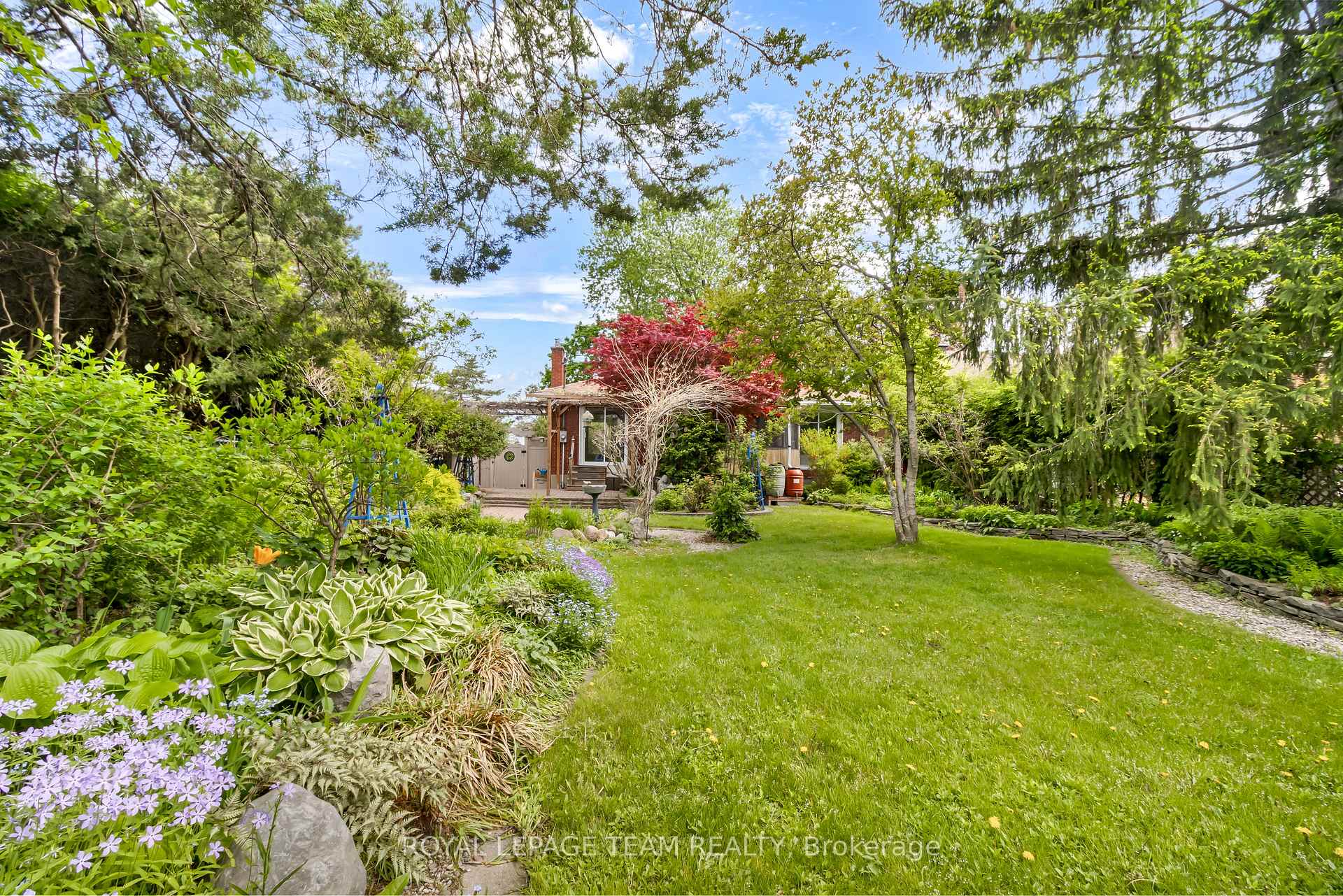 Photo 34 of 638 Coronation Avenue, Ottawa, Riverview Park — HOMEH