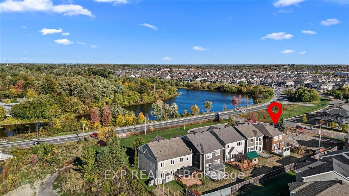 Photo 3 of 2498 Half Moon Bay Road, Ottawa, Barrhaven - Half Moon Bay — HOMEH