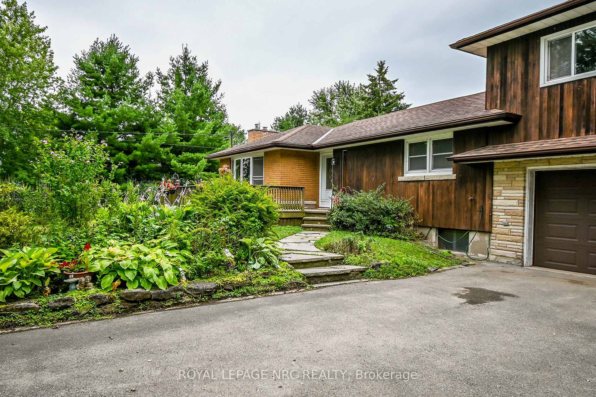 Photo 5 of 11680 Burnaby Road, Wainfleet, Marshville/Winger — HOMEH