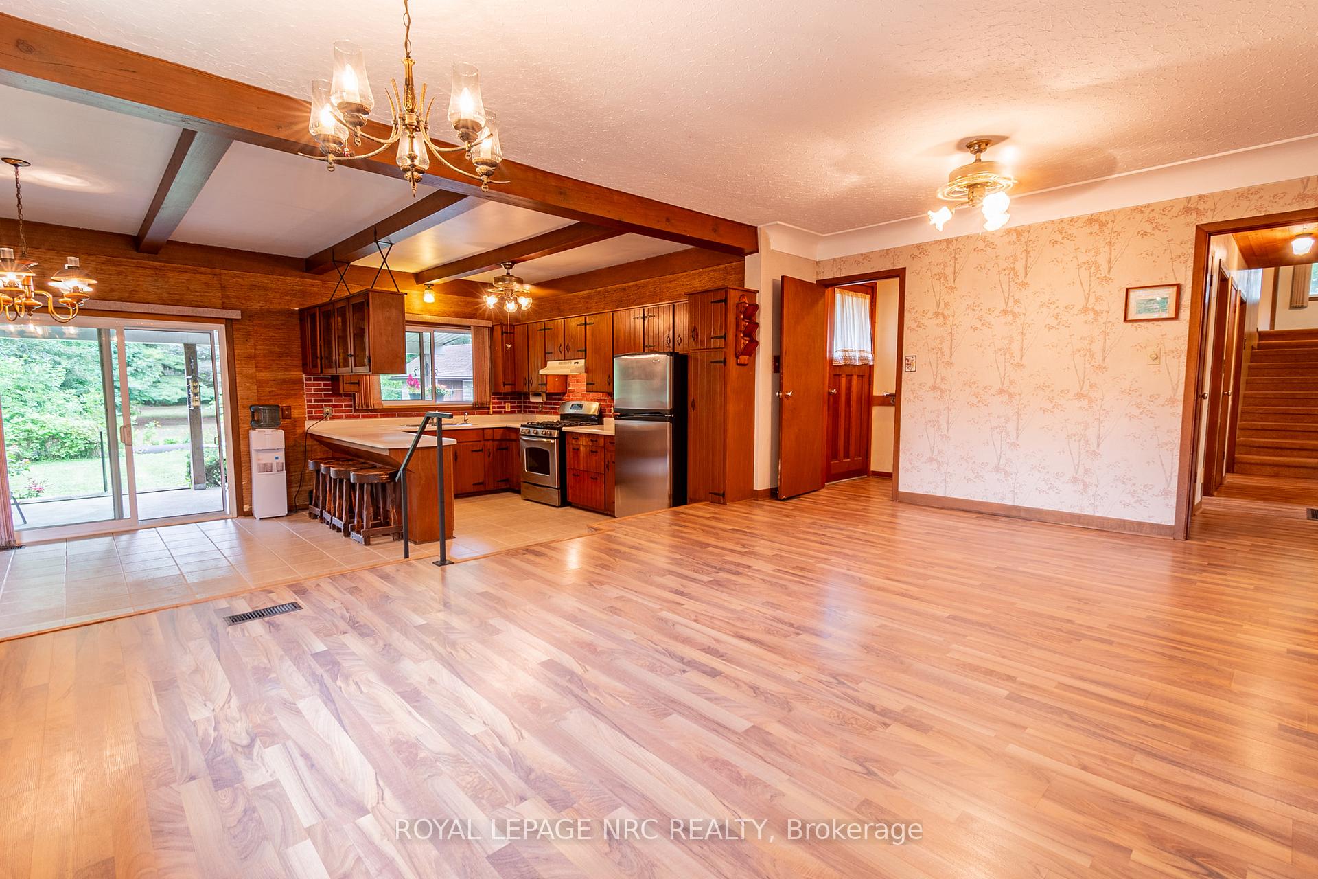 Photo 15 of 11680 Burnaby Road, Wainfleet, Marshville/Winger — HOMEH