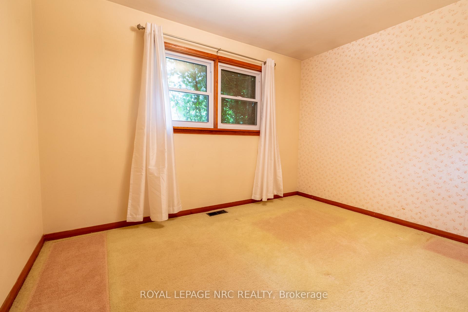 Photo 18 of 11680 Burnaby Road, Wainfleet, Marshville/Winger — HOMEH