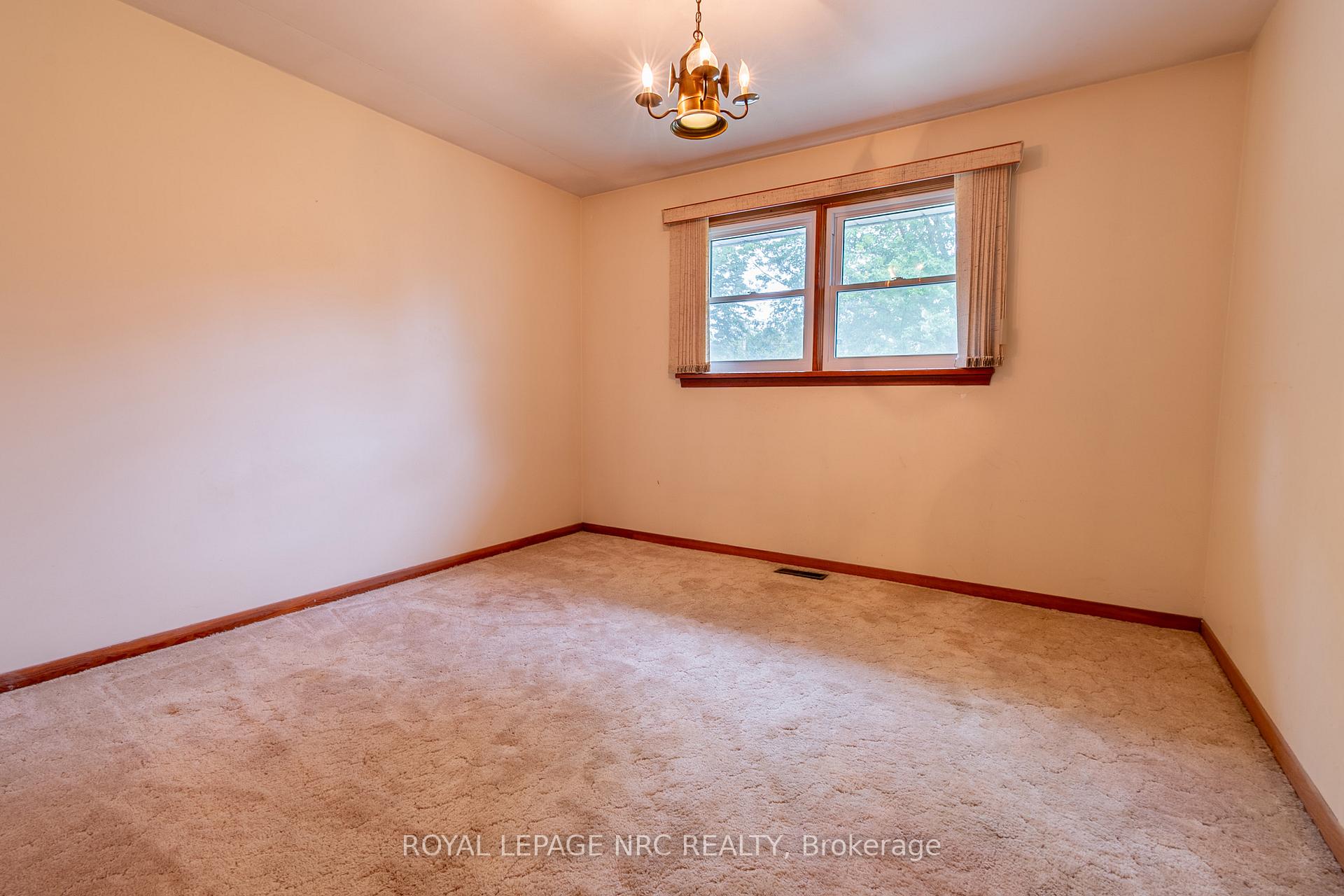 Photo 19 of 11680 Burnaby Road, Wainfleet, Marshville/Winger — HOMEH