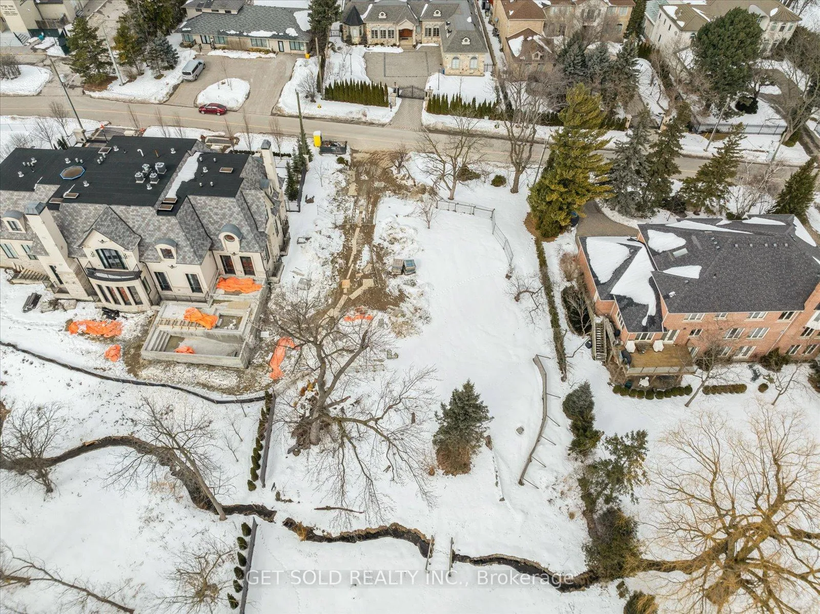 Photo 14 of 139 Thornridge Drive, Vaughan, Crestwood-Springfarm-Yorkhill — HOMEH