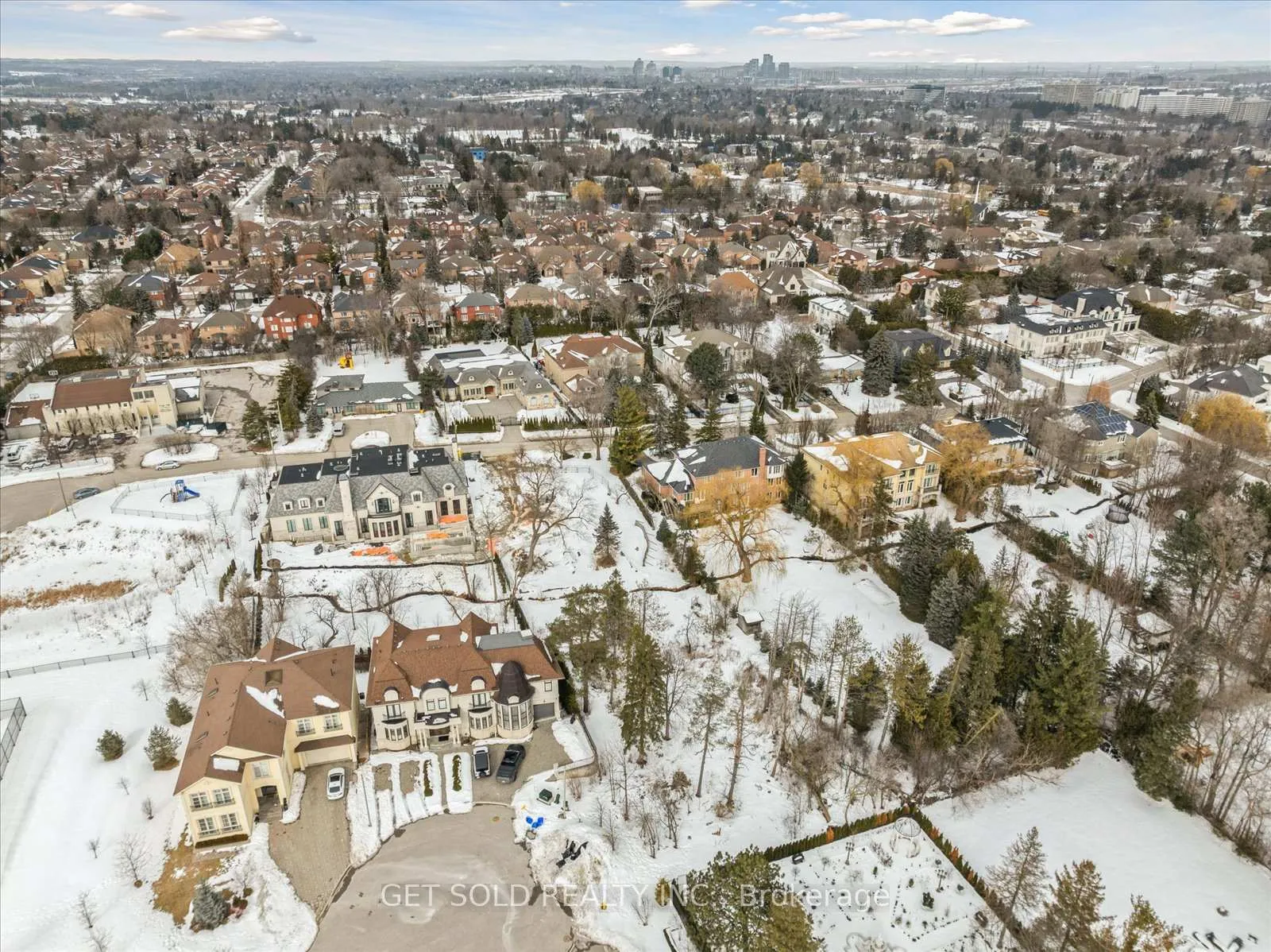 Photo 16 of 139 Thornridge Drive, Vaughan, Crestwood-Springfarm-Yorkhill — HOMEH