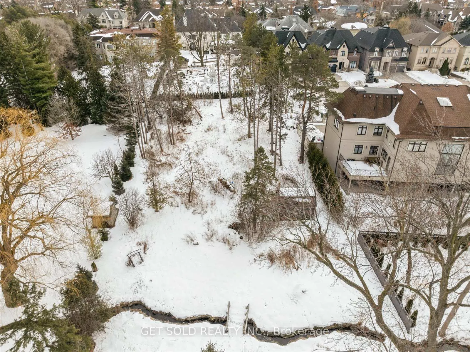 Photo 19 of 139 Thornridge Drive, Vaughan, Crestwood-Springfarm-Yorkhill — HOMEH