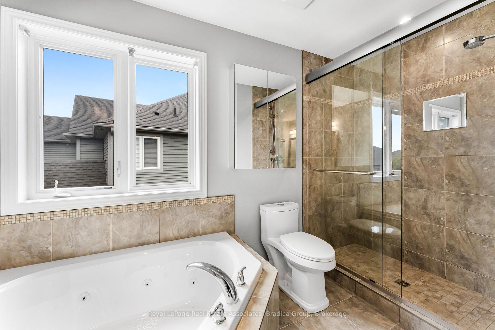 Photo 24 of 17 Trailwood Drive, Welland, Coyle Creek — HOMEH