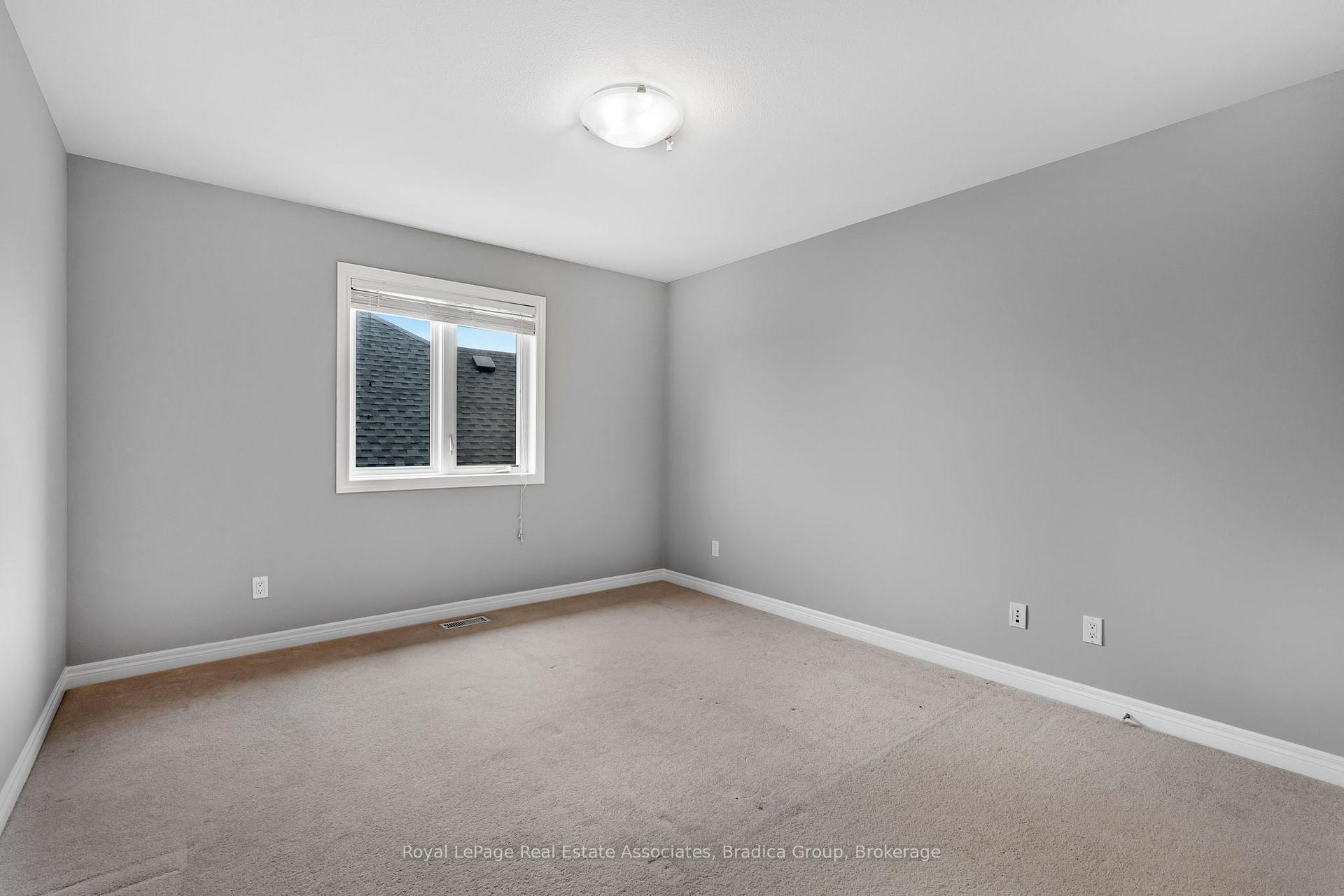 Photo 32 of 17 Trailwood Drive, Welland, Coyle Creek — HOMEH