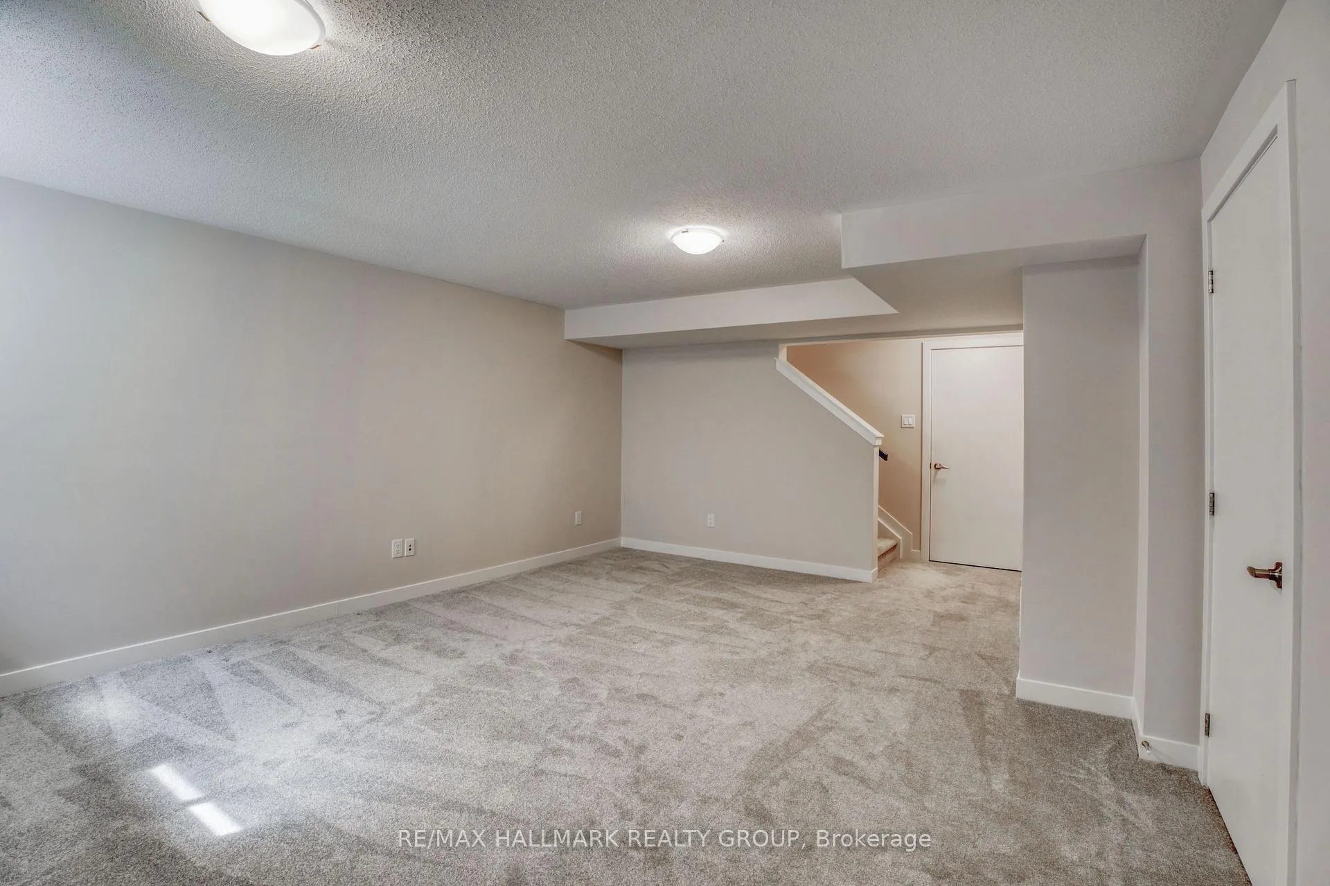 Photo 31 of 30 Focality Crescent, Ottawa, Barrhaven - Half Moon Bay — HOMEH