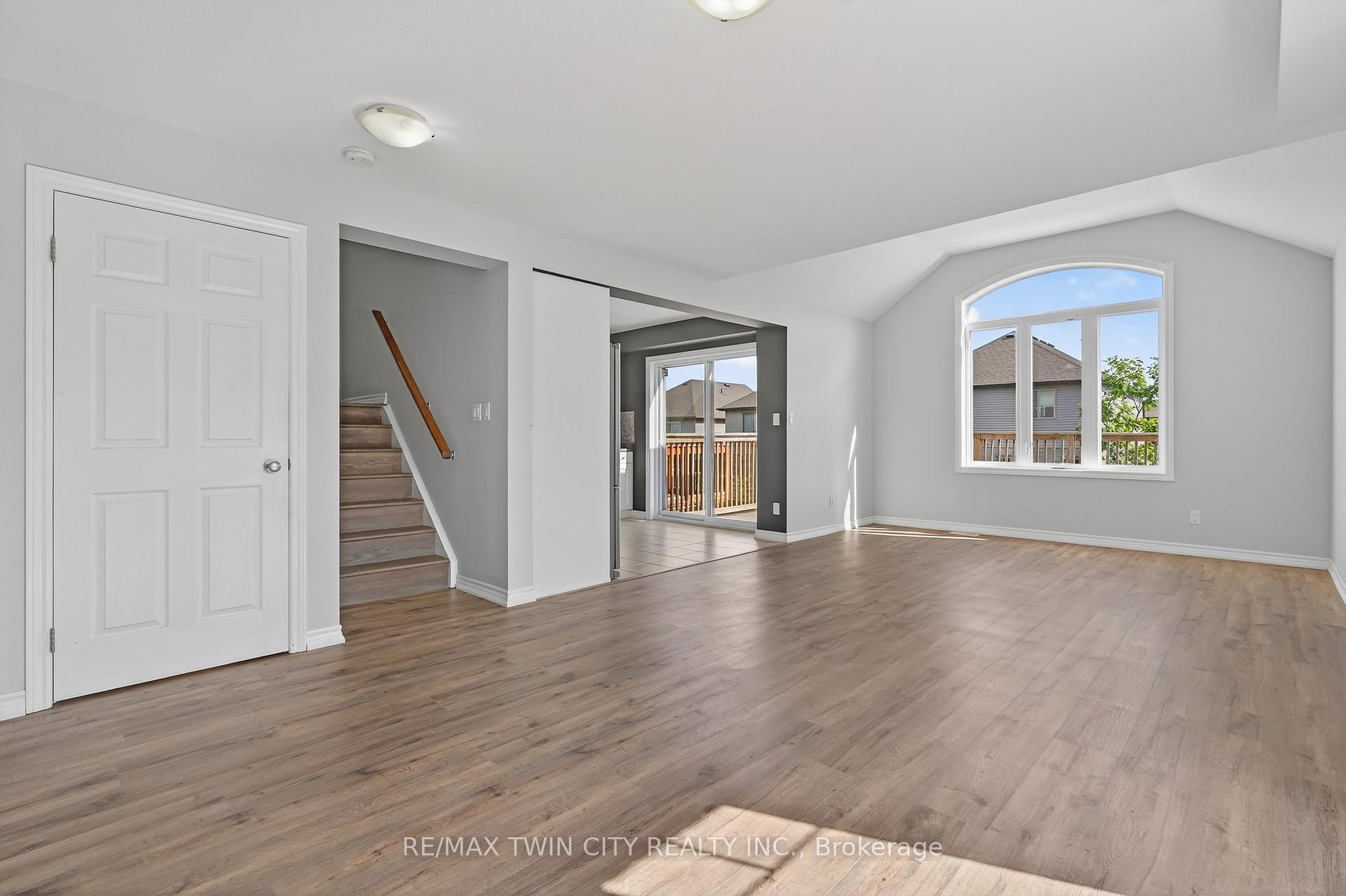 Photo 5 of 420 Avens Street, Waterloo — HOMEH