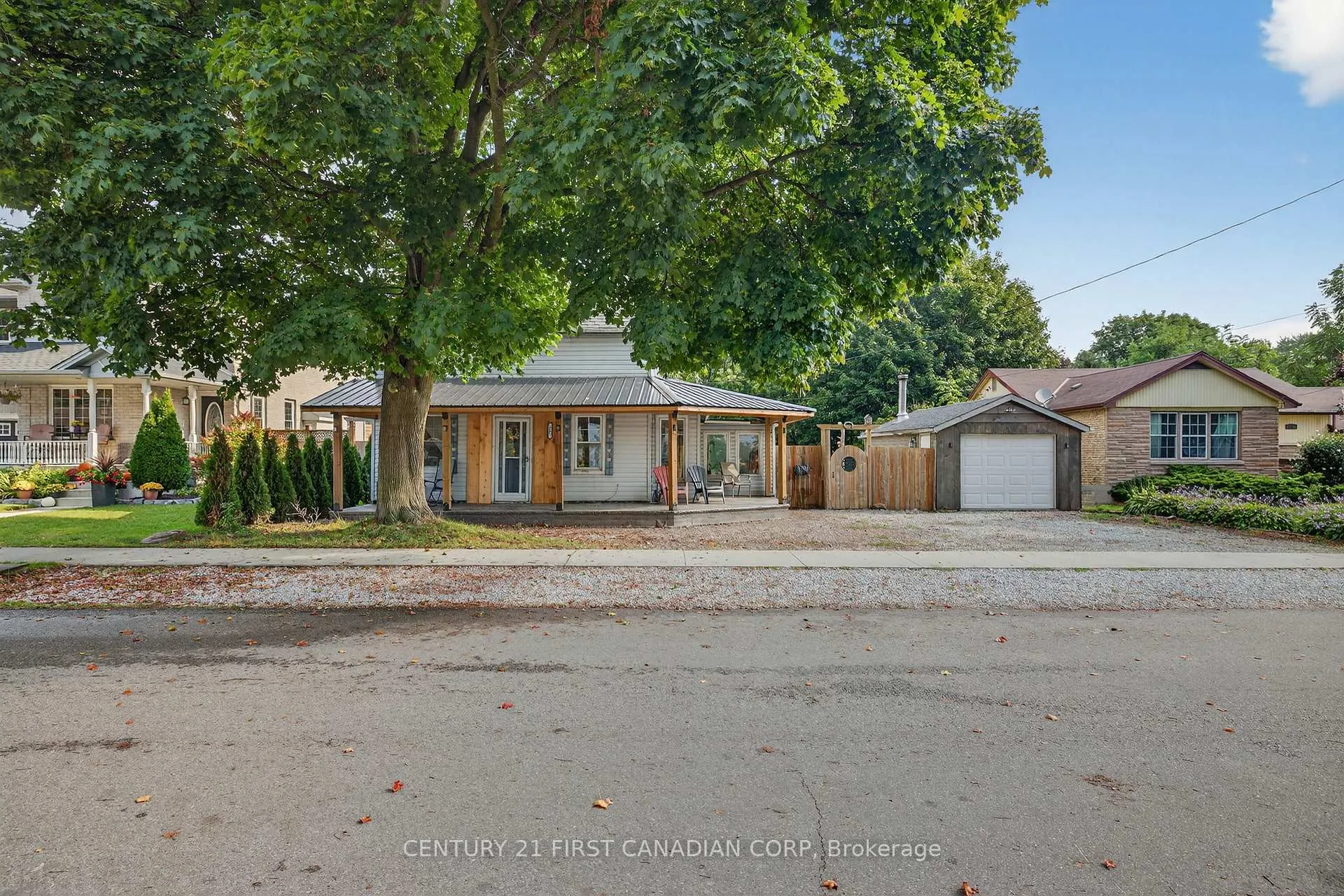 Photo 7 of 247 Ridout Street, West Elgin, Rodney — HOMEH