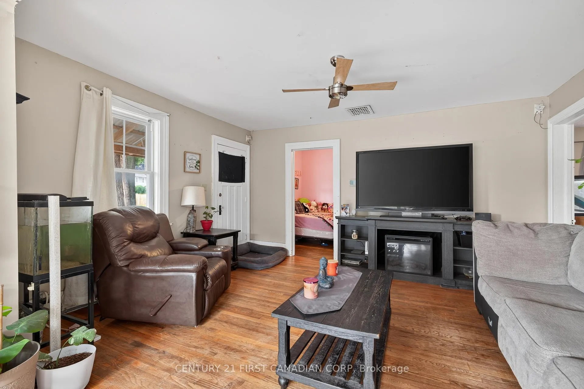 Photo 9 of 247 Ridout Street, West Elgin, Rodney — HOMEH