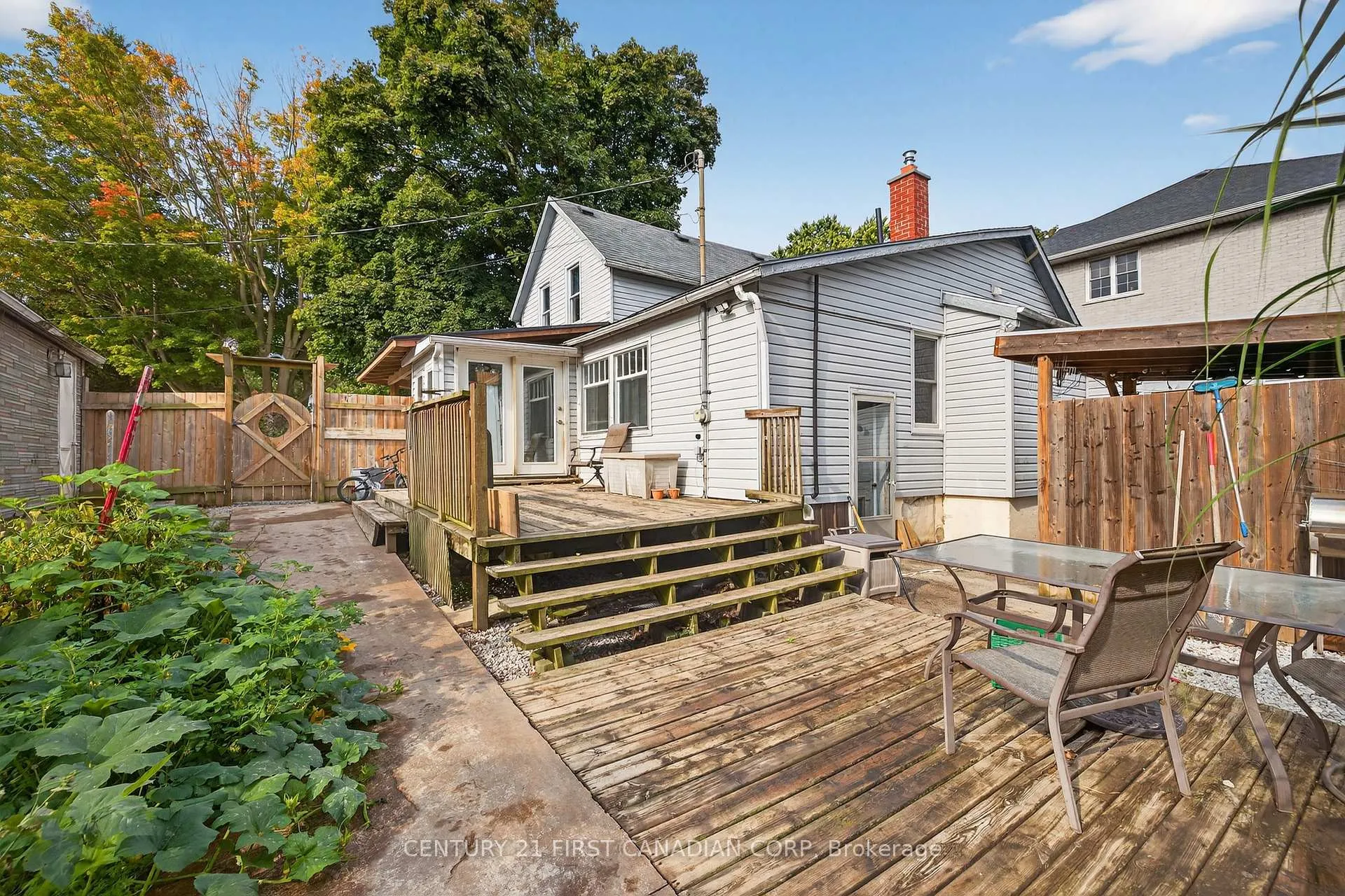 Photo 33 of 247 Ridout Street, West Elgin, Rodney — HOMEH