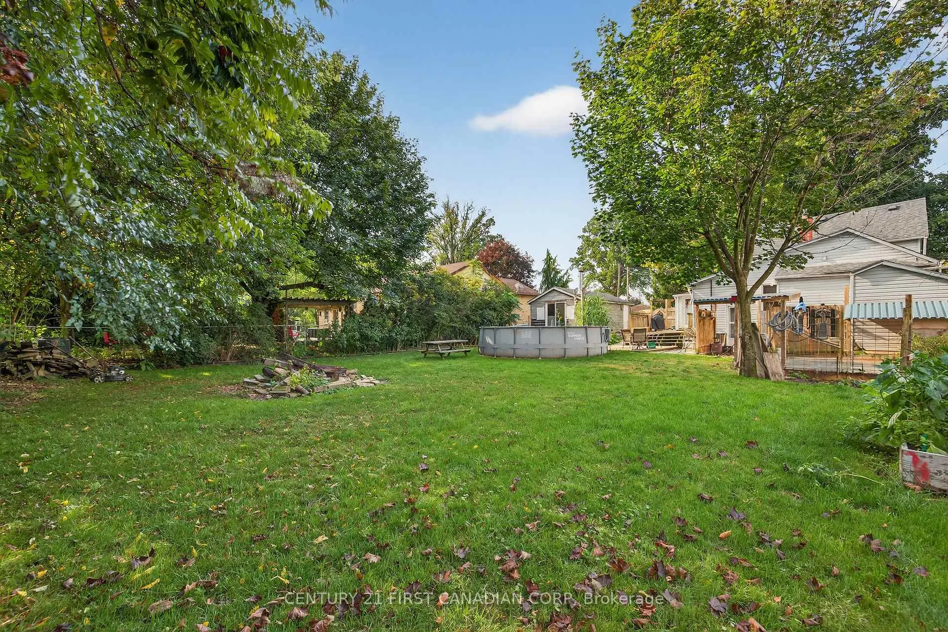 Photo 36 of 247 Ridout Street, West Elgin, Rodney — HOMEH