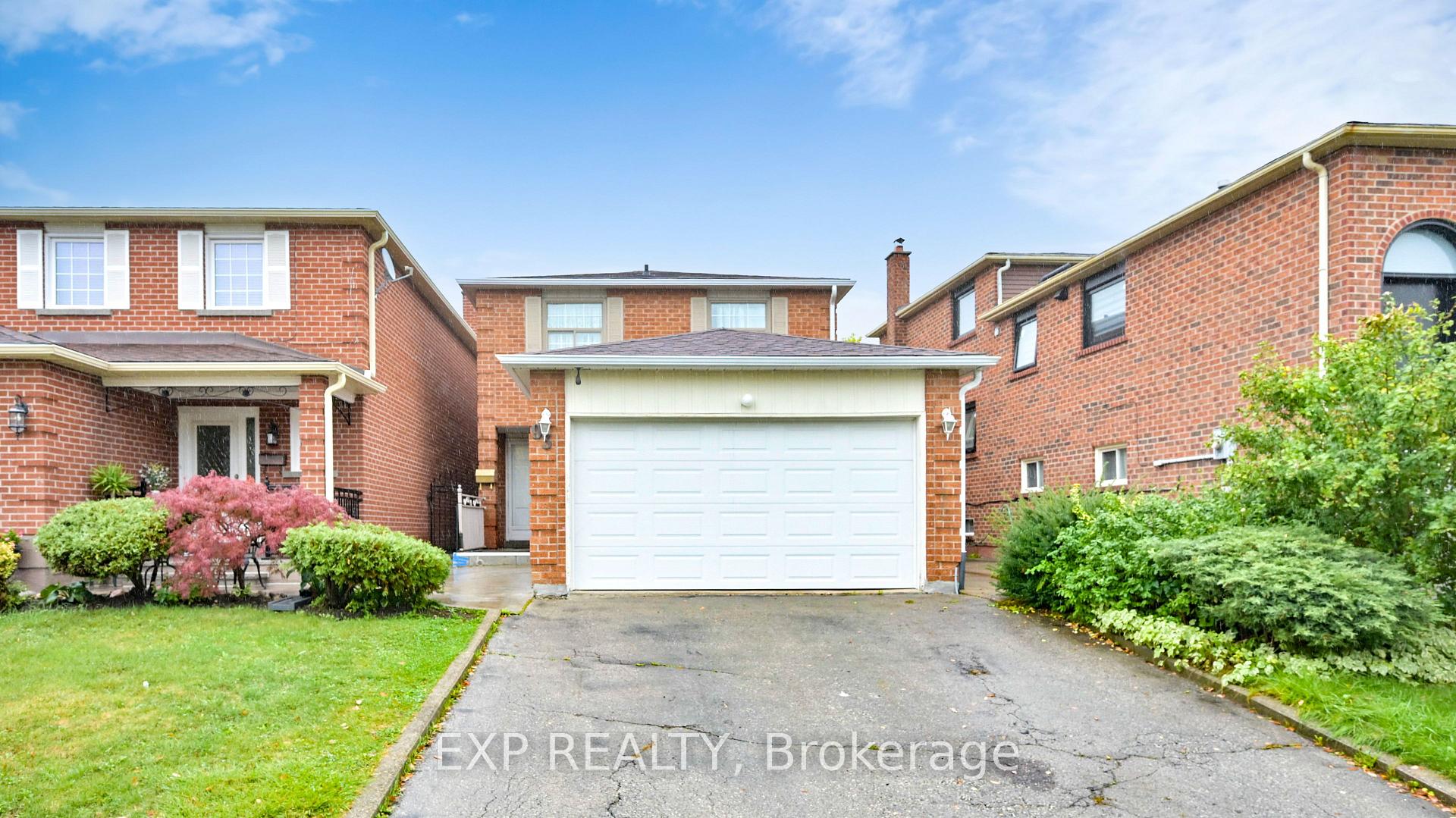 Front of 93 Tall Grass Trail E