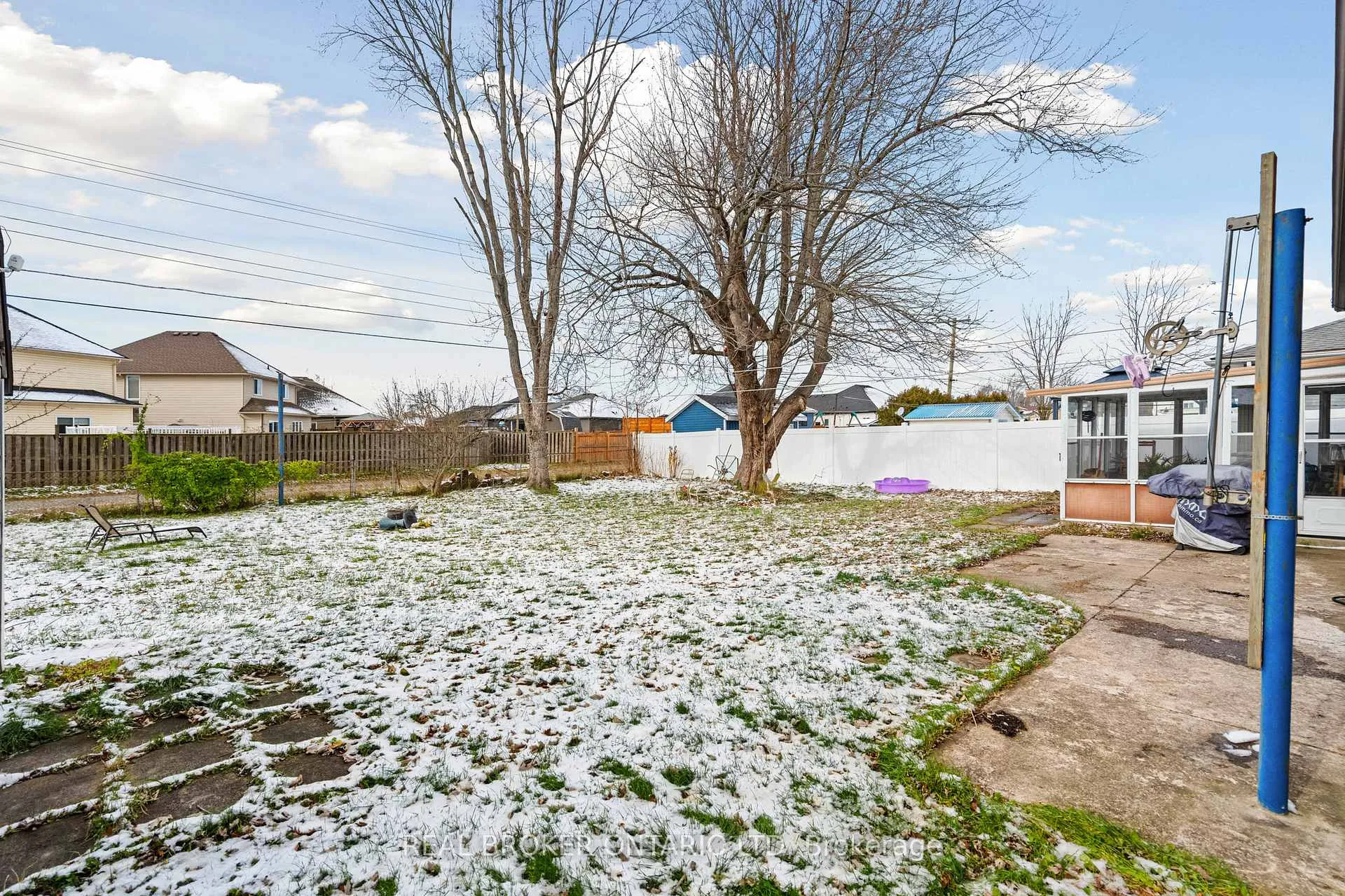 Photo 18 of Unit 2, 13 Thornton Street, Welland, Dain City — HOMEH