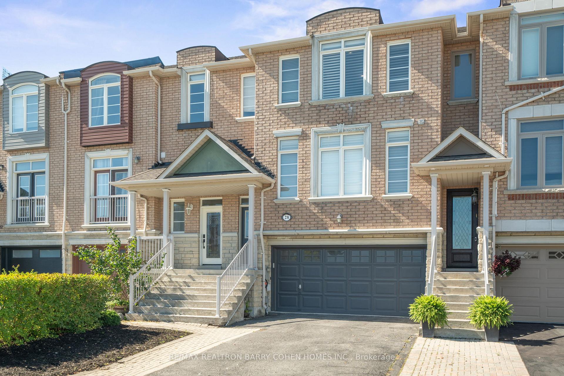 Front of 28 Mistywood Crescent