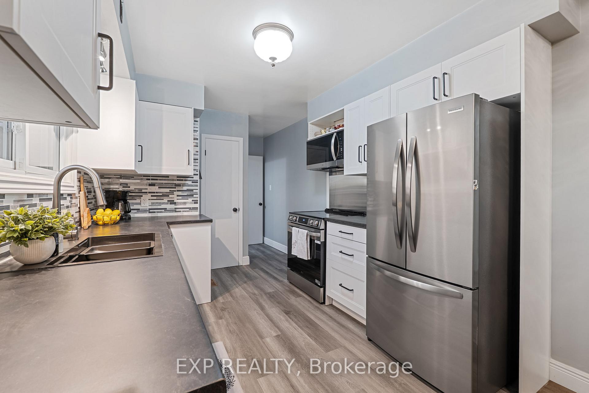 Photo 8 of 60 Grange Avenue, Welland, Lincoln/Crowland — HOMEH