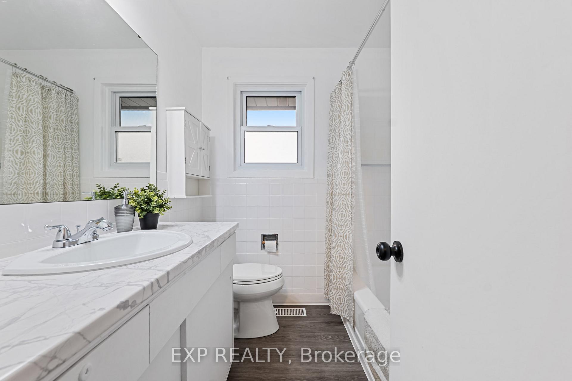 Photo 14 of 60 Grange Avenue, Welland, Lincoln/Crowland — HOMEH