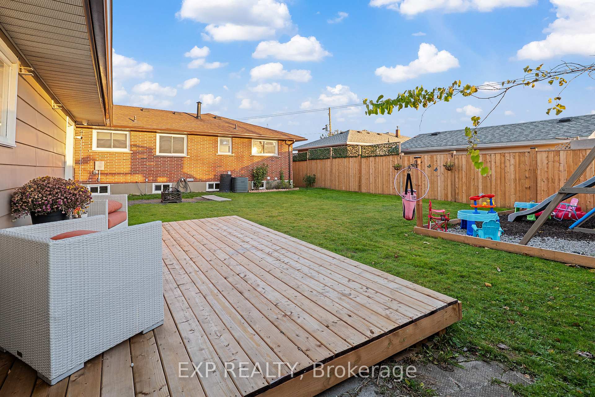 Photo 28 of 60 Grange Avenue, Welland, Lincoln/Crowland — HOMEH