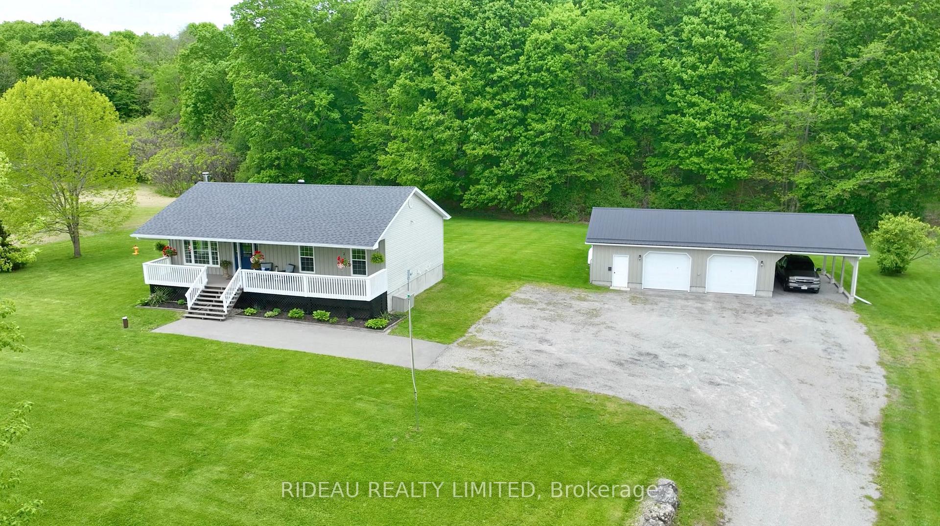 Photo 1 of 626 Upper Oak Leaf Road, Athens, R of Yonge & Escott Twp — HOMEH