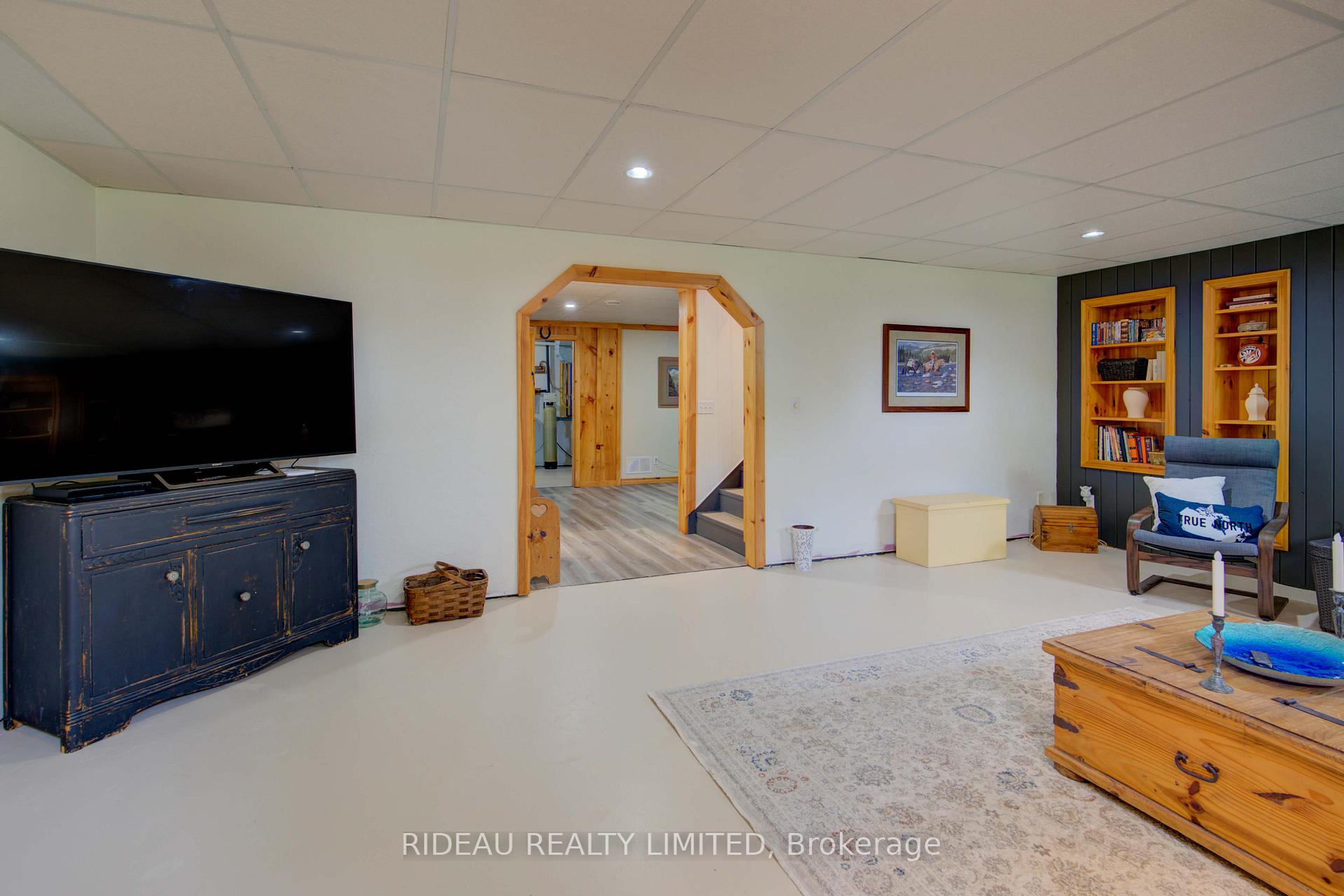 Photo 30 of 626 Upper Oak Leaf Road, Athens, R of Yonge & Escott Twp — HOMEH