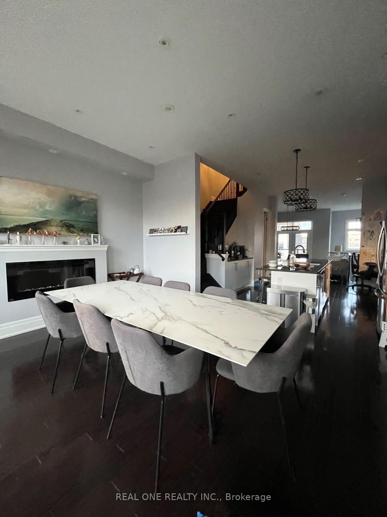 Photo 2 of 78 Golden Trail, Vaughan, Patterson — HOMEH