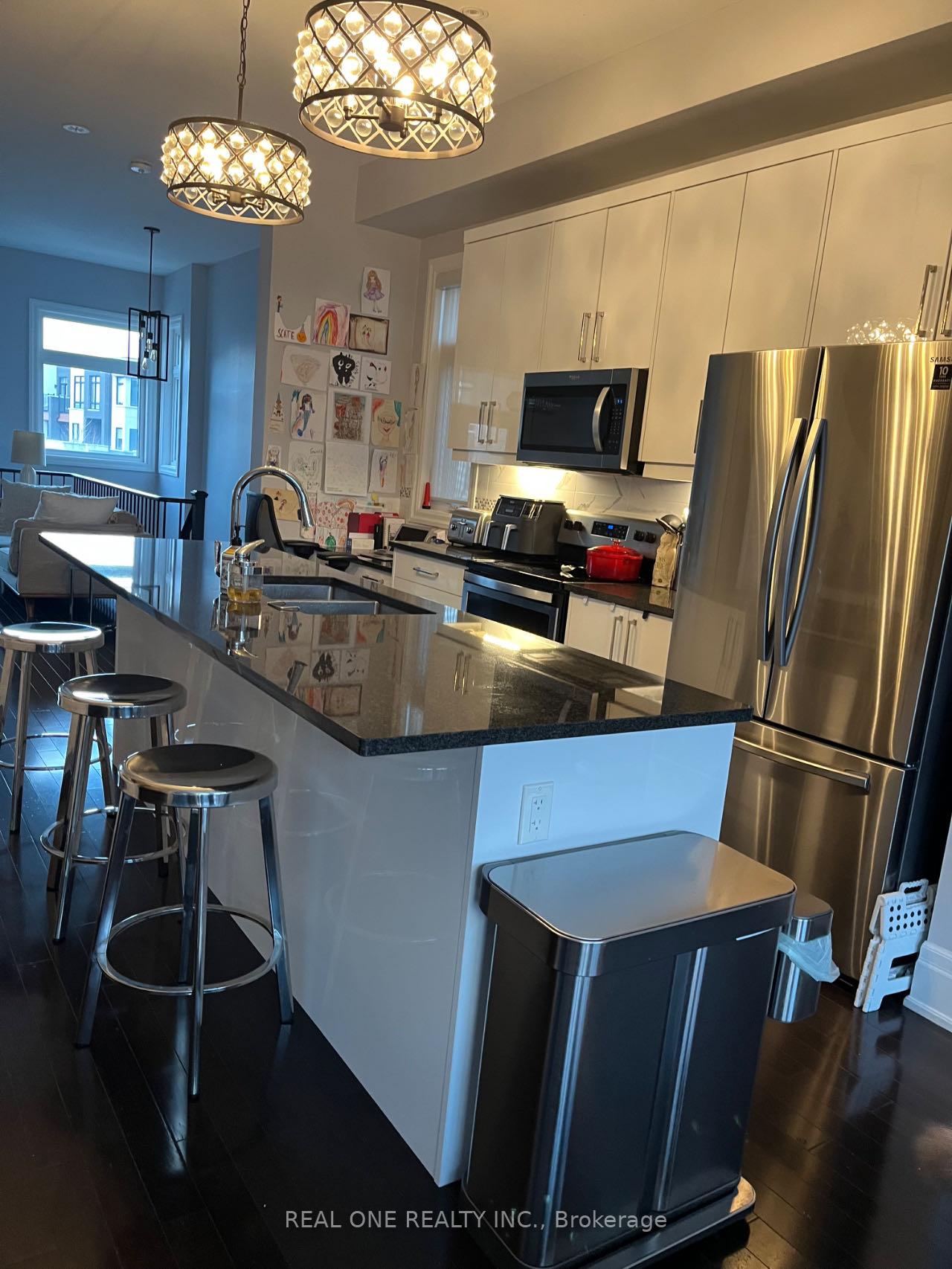 Photo 3 of 78 Golden Trail, Vaughan, Patterson — HOMEH