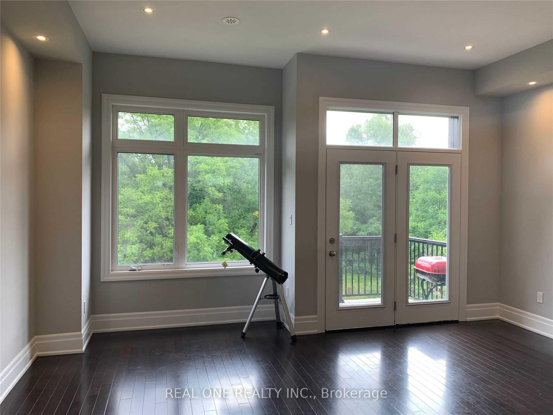 Photo 8 of 78 Golden Trail, Vaughan, Patterson — HOMEH