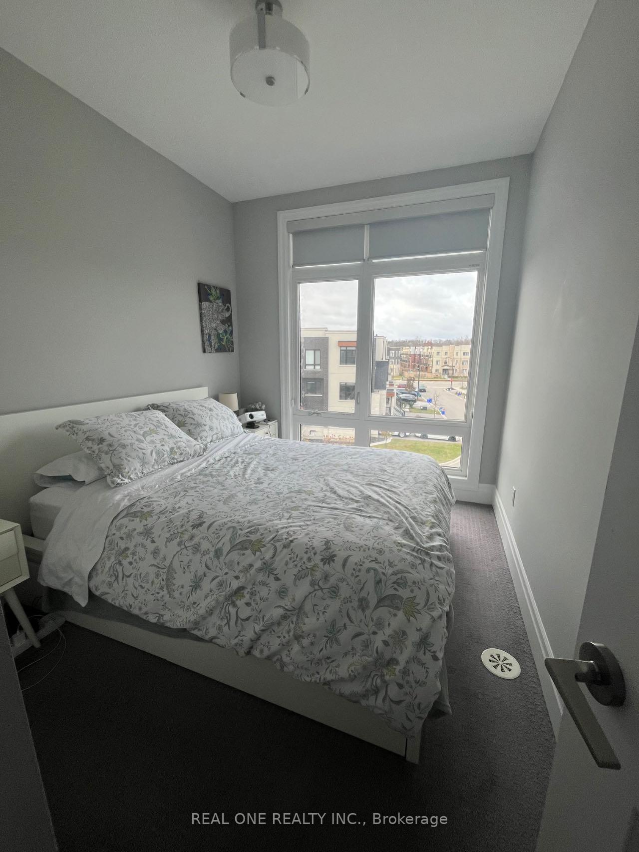 Photo 9 of 78 Golden Trail, Vaughan, Patterson — HOMEH