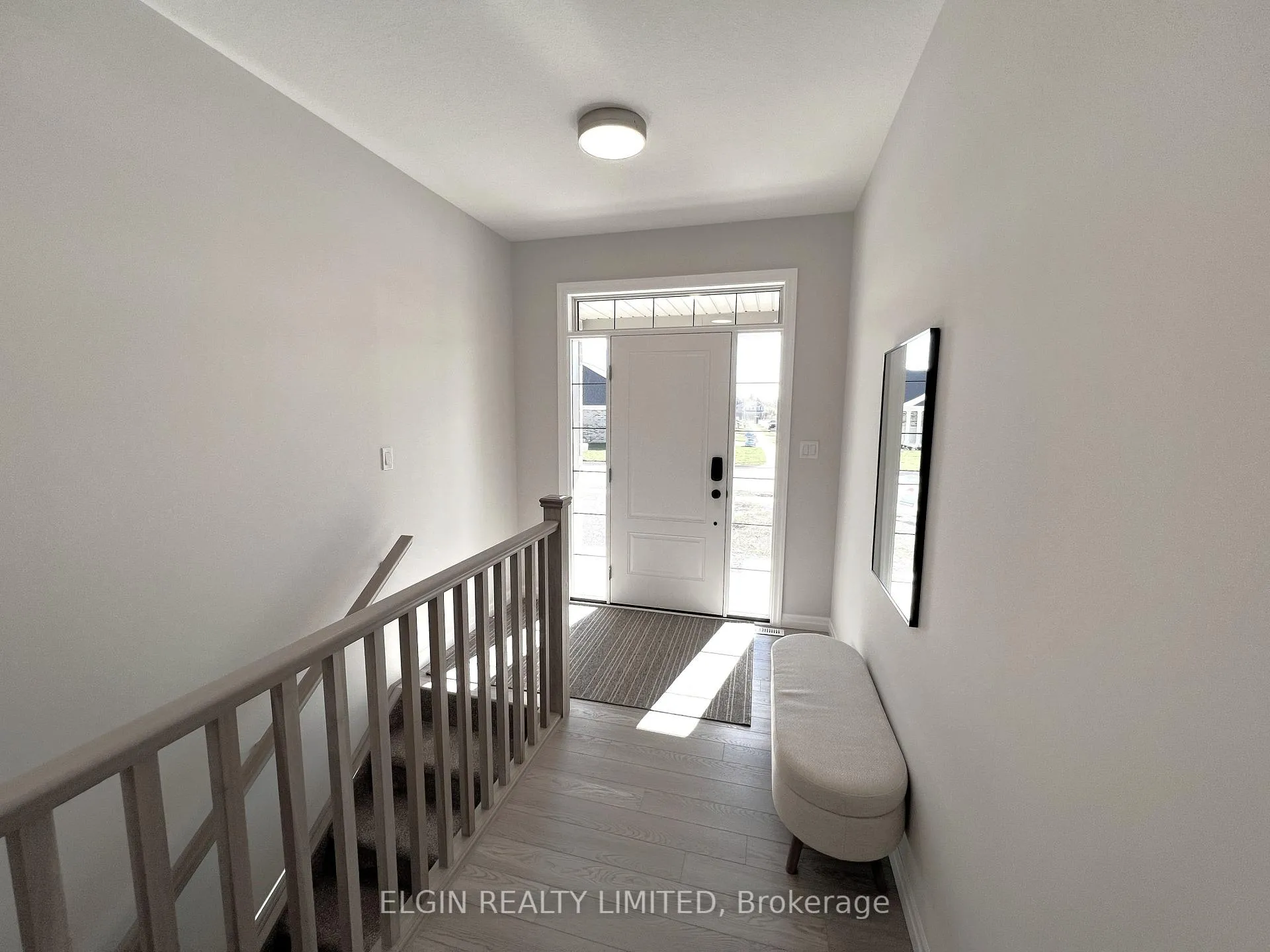 Photo 2 of 57 Willow Drive, Aylmer — HOMEH
